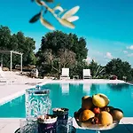 Relais Trulli Le Icone B&B 4*