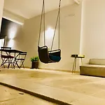 Relais Trulli Le Icone B&B 오스투니