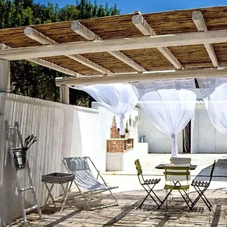 Relais Trulli Le Icone فندق مبيت وإفطار