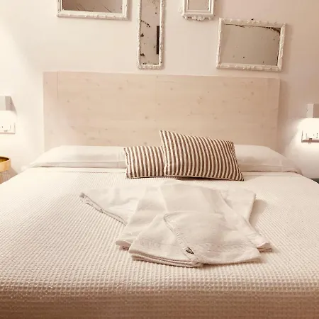 Relais Trulli Le Icone فندق مبيت وإفطار أوستوني