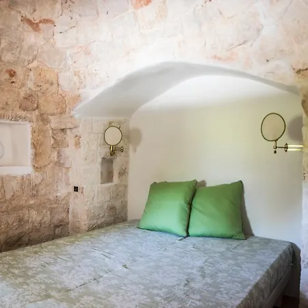 Trulli Le Icone 4*