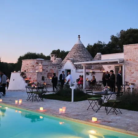 Bed & Breakfast Relais Trulli Le Icone 3*