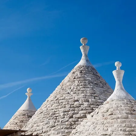 Relais Trulli Le Icone 3* Ostuni