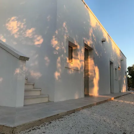 Bed & Breakfast Trulli Le Icone 4*