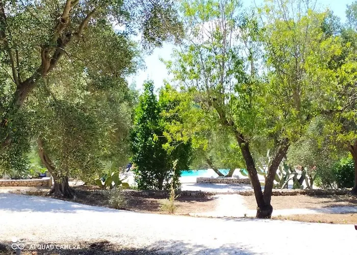 Relais Trulli Le Icone Bed & Breakfast Ostuni