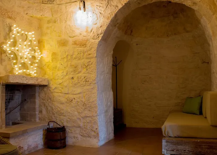 Relais Trulli Le Icone Bed & Breakfast Ostuni