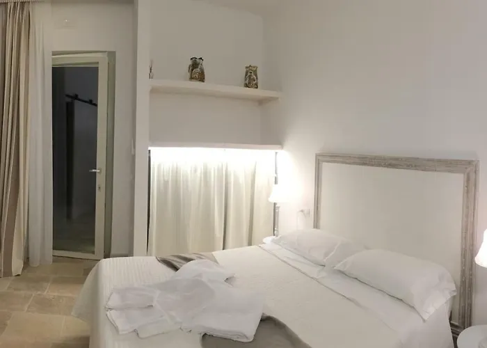 Relais Trulli Le Icone Bed & Breakfast Ostuni